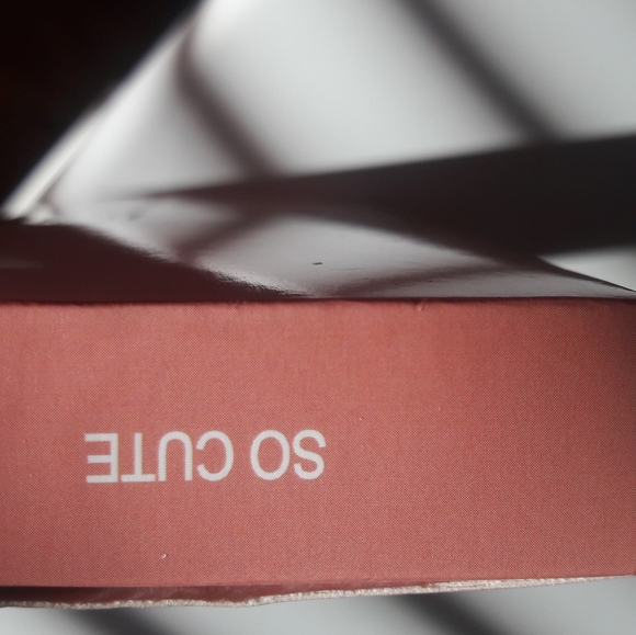 Kylie Cosmetics Lipstick Kit (Many Colors) - Picture 9 of 10